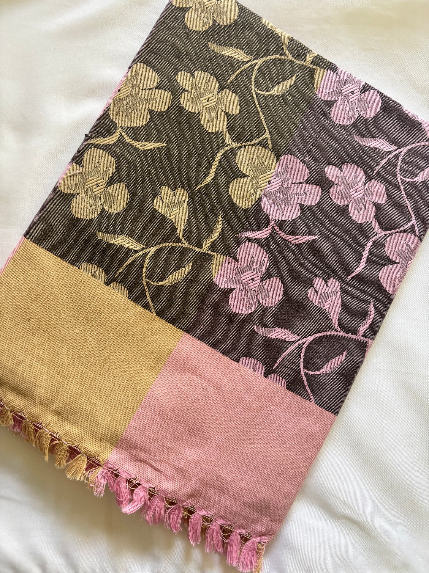 Single Size Blanket / Throw