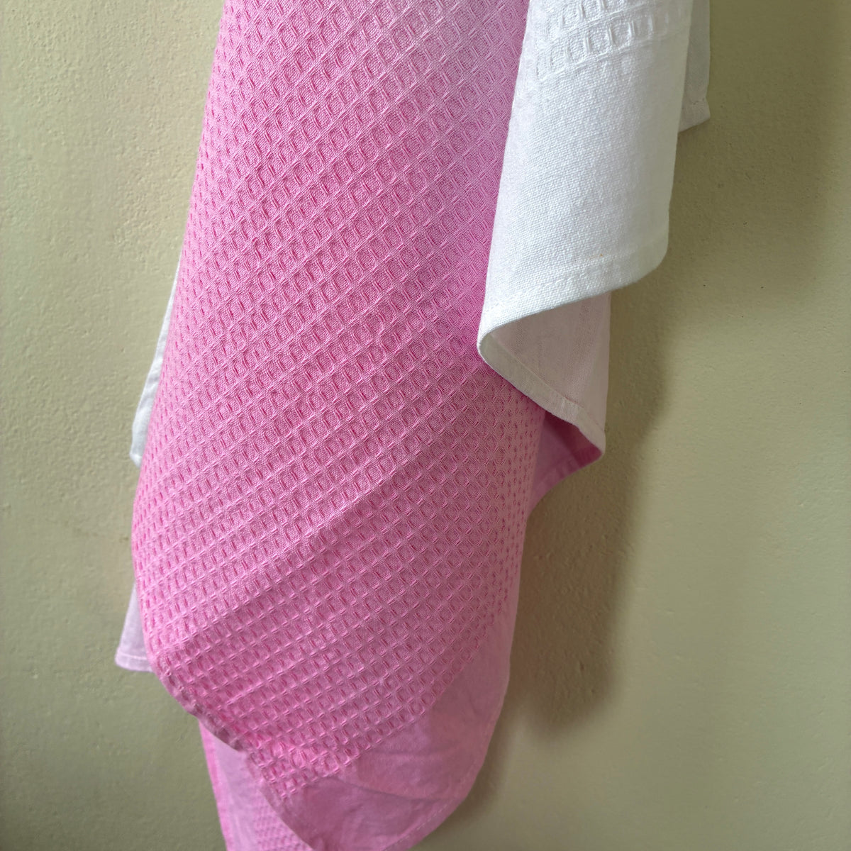 Premium Pink Ombre Cotton Bath Towels