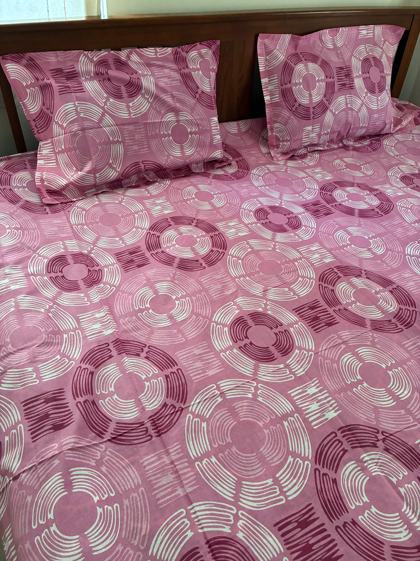 300TC Soft King Size Cotton Bedspread 108x108 inches