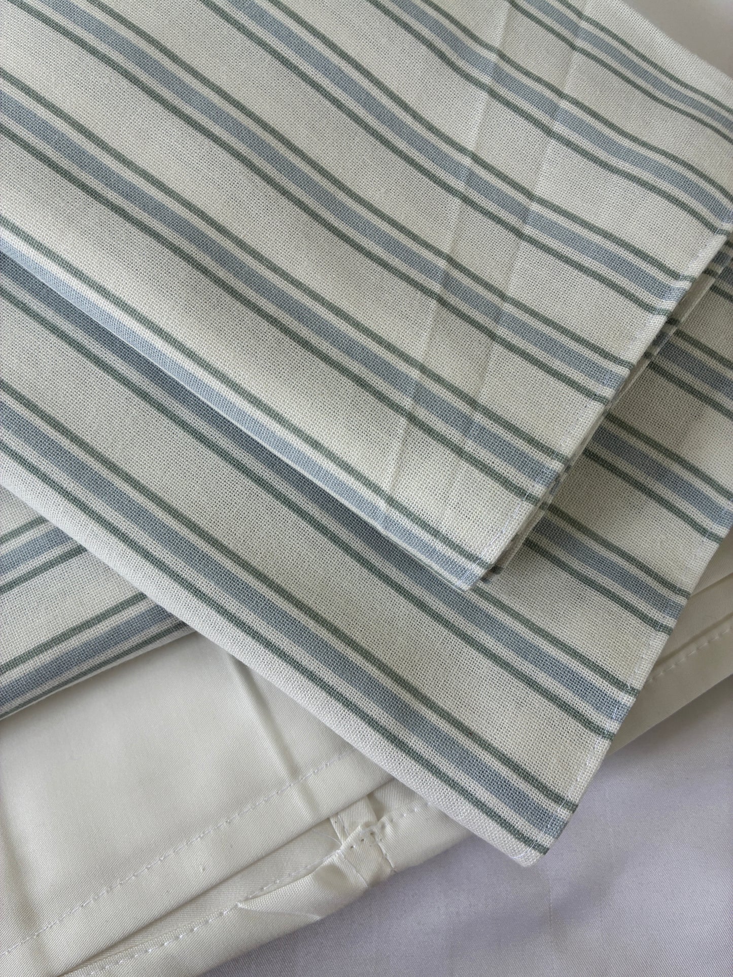 King Size Cotton Bedspread 100x110 inches