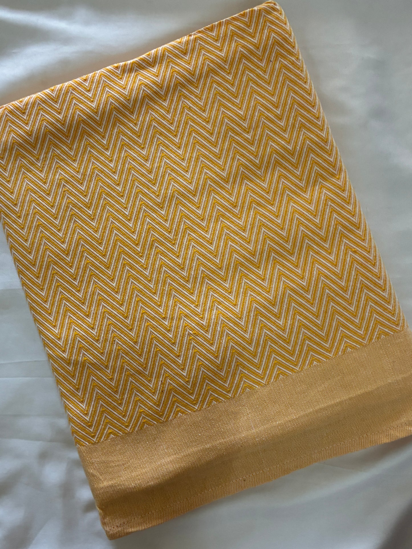 Herringbone Single Size Cotton Blanket / Throw