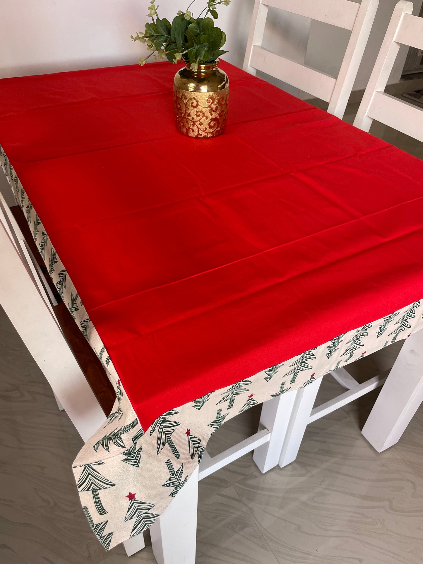 Plain Red Table Covers