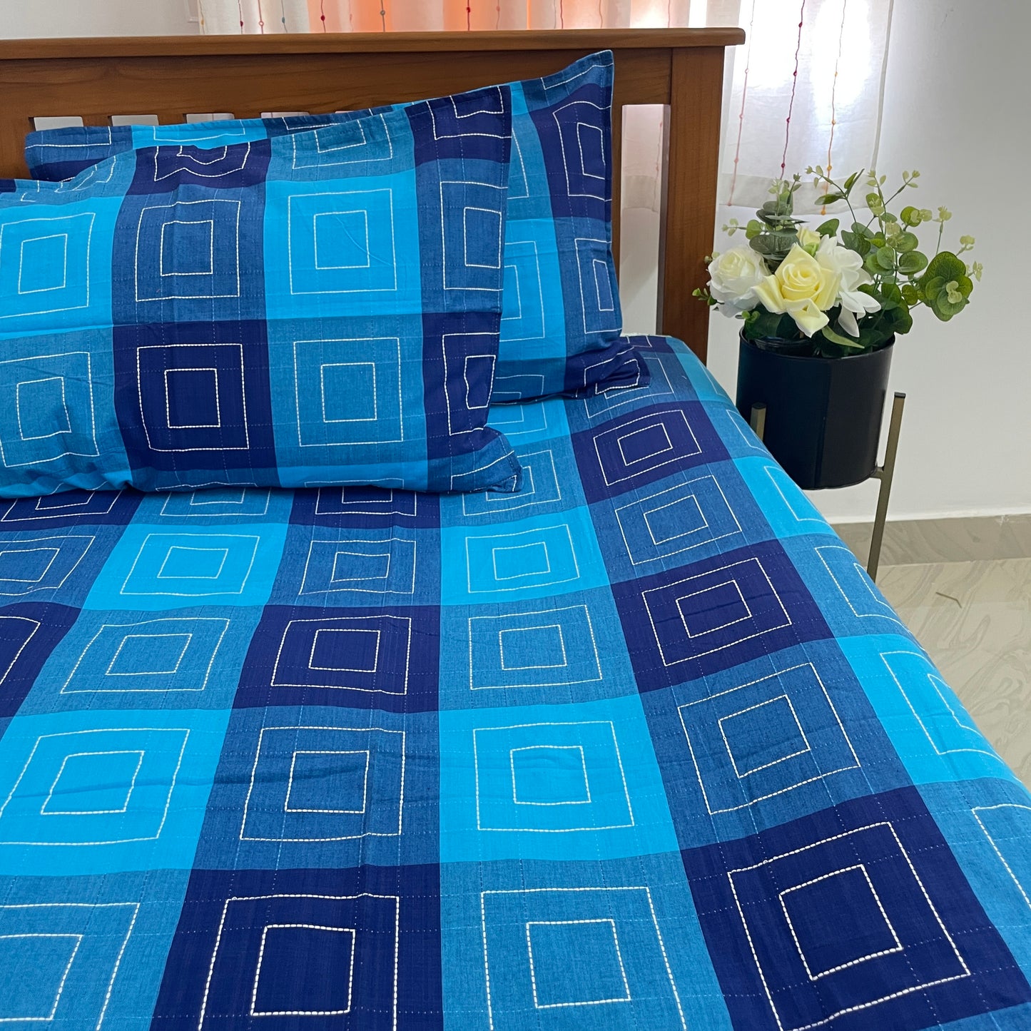 Blue Checks King Size Bedspread 108 x 108 in