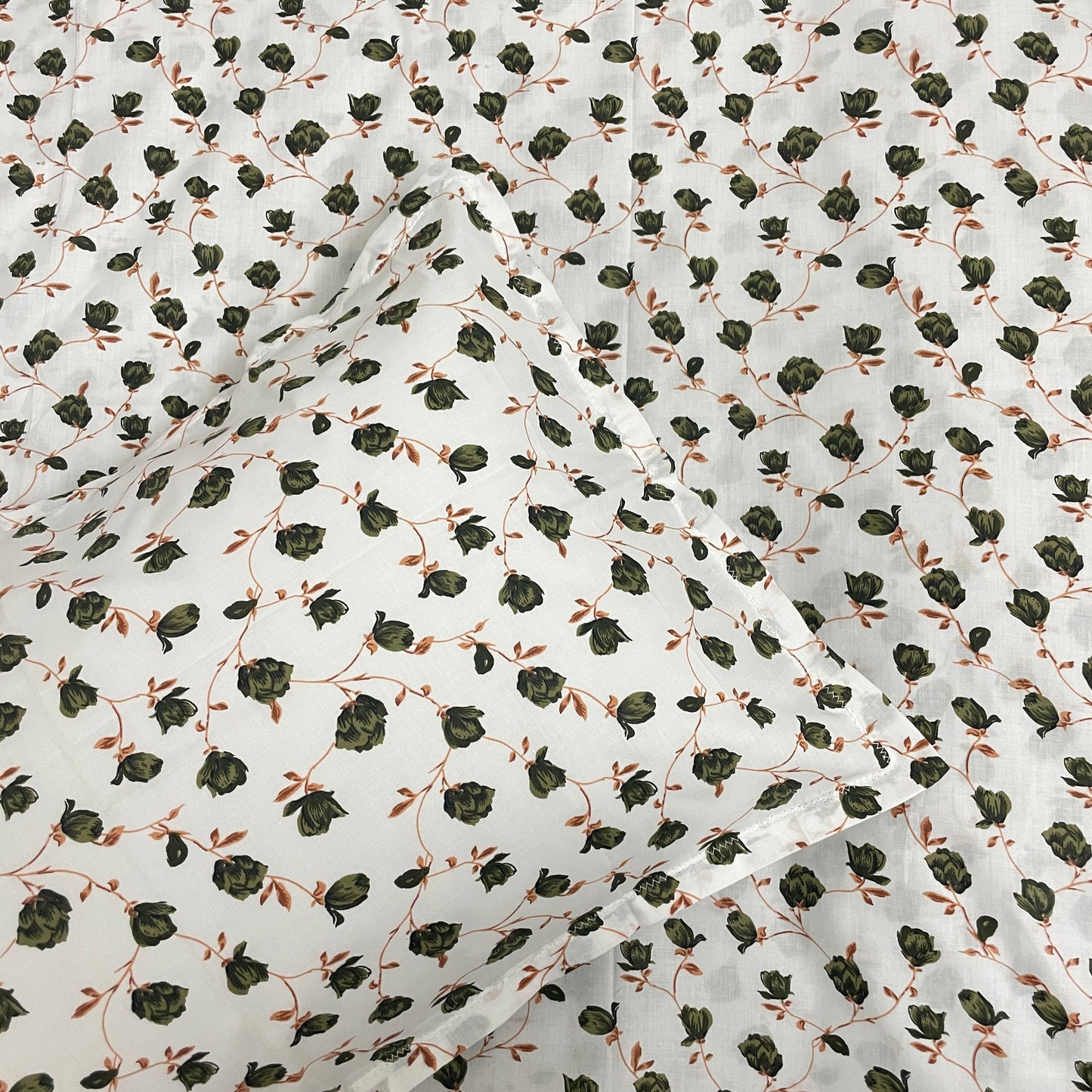 Green floral single bedspread 60 x 90 in