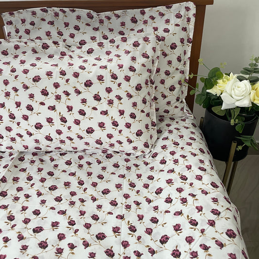 Magenta floral single bedspread 60 x 90 in